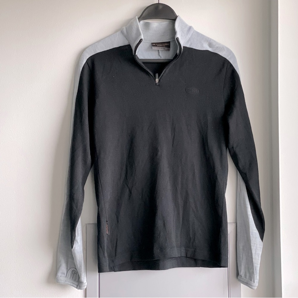 ICEBREAKER Sport 320 100% Pure Merino Wool Black and Gray Quarter-Zip Pullover